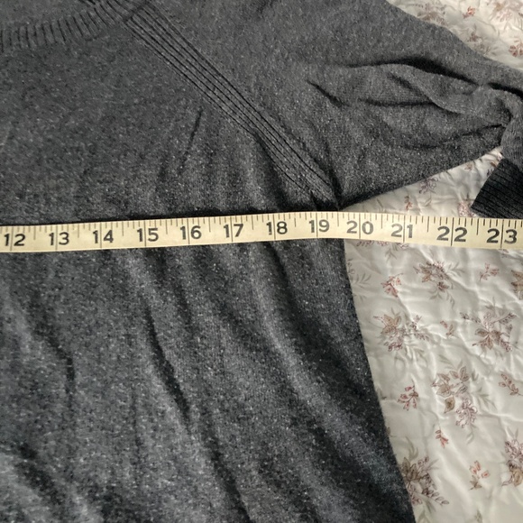 Lauren Conrad Soft tunic sweater size L - Picture 6 of 7